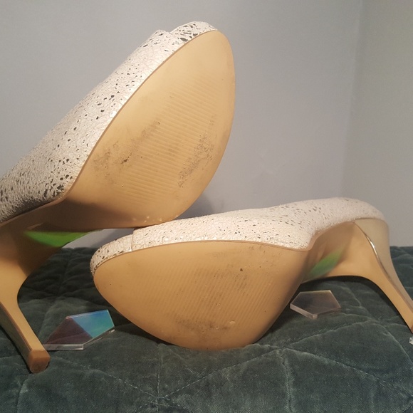 Metallic Snakeskin Style 4" Peep Toe Heels SZ 8 - Picture 5 of 8